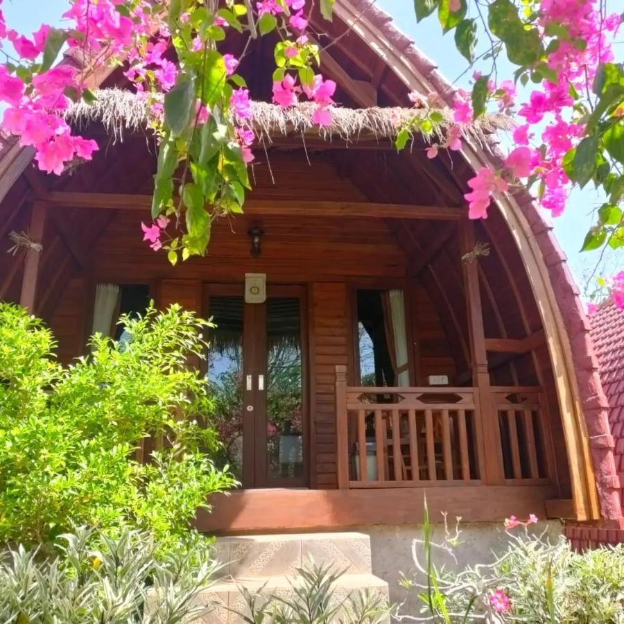 Bougainvillea Bungalow Batumadeg Exterior foto